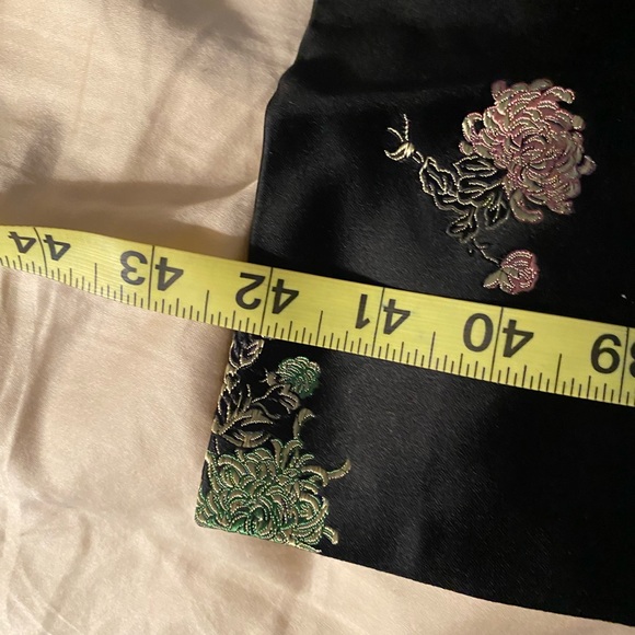 Vintage Hong Kong Dynasty Brocade Dress/Robe - Picture 15 of 15